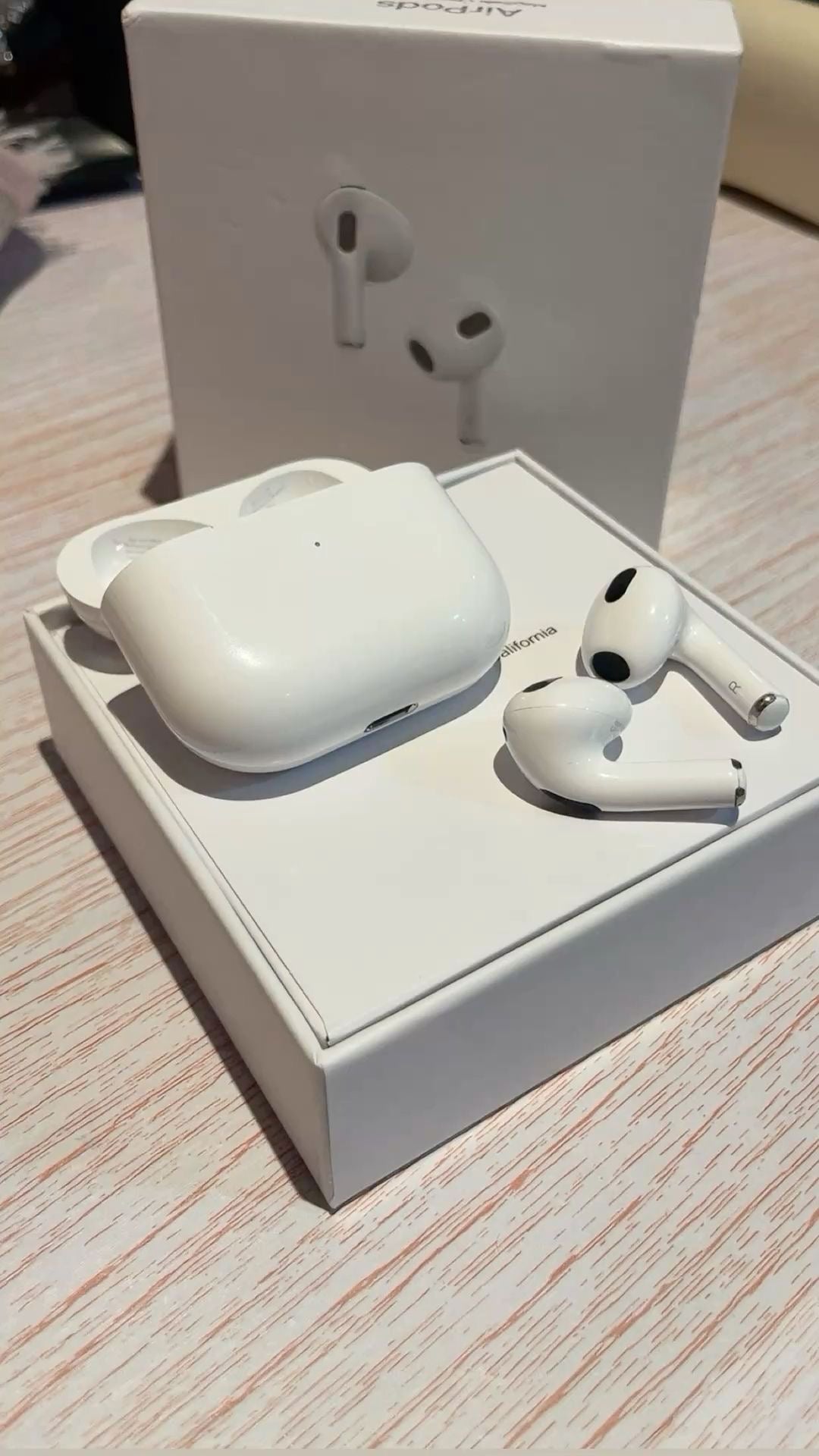 1:1 AirPods